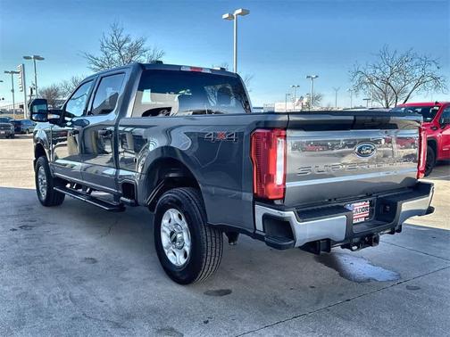 2025 Ford F-250 XLT