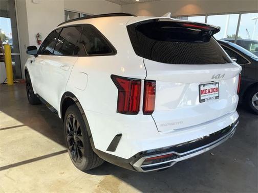 2023 Kia Sorento SX