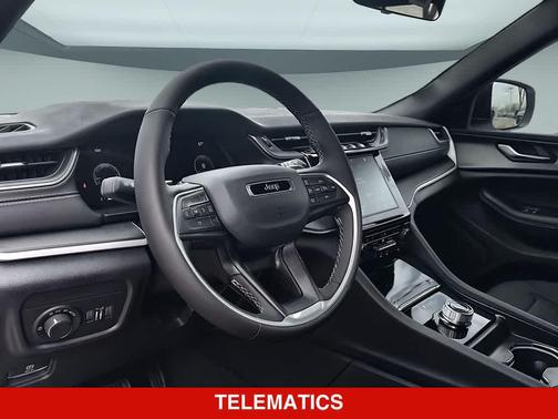 Bright White Clearcoat 2026 Jeep Grand Cherokee Altitude