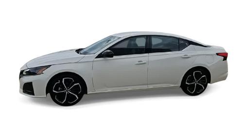 2024 Nissan Altima SR FWD