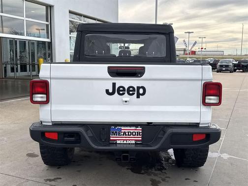 2023 Jeep Gladiator Sport