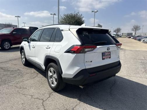 2021 Toyota RAV4 Hybrid LE