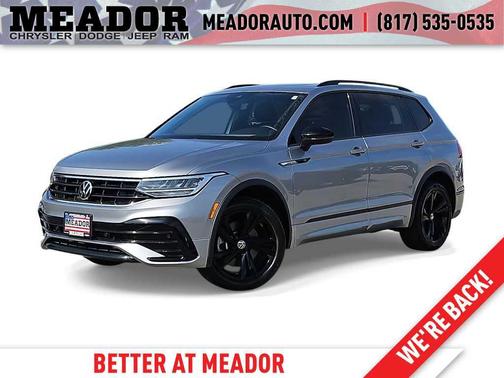 Pyrite Silver Metallic 2023 Volkswagen Tiguan 2.0T SE R-Line Black