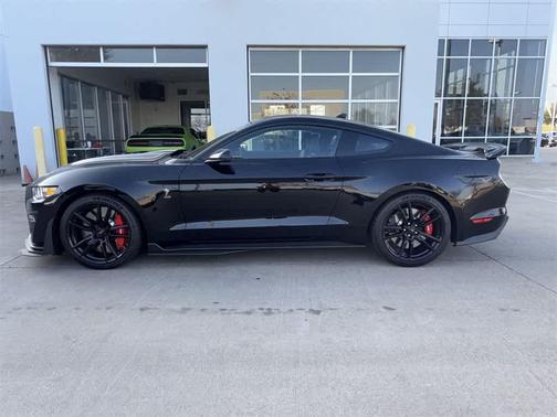 2022 Ford Shelby GT500 Base