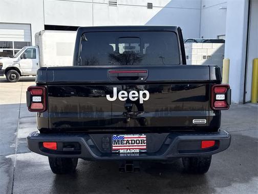 2022 Jeep Gladiator Overland