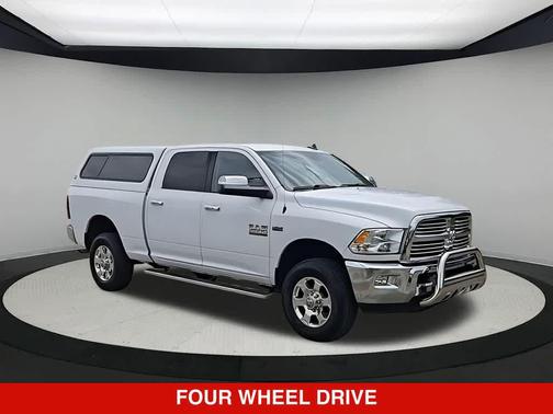 Bright White Clearcoat 2016 RAM 2500 Big Horn