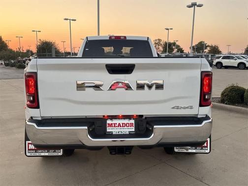 2026 RAM 3500 Tradesman Crew Cab 4x4 8' Box