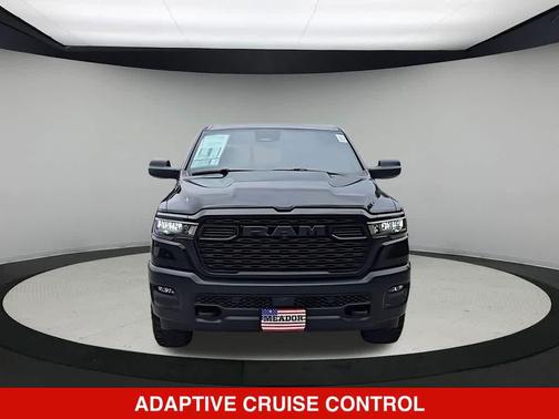 Diamond Black Crystal Pearlcoat 2026 RAM 1500 Warlock Crew Cab 4x4 5'7' Box