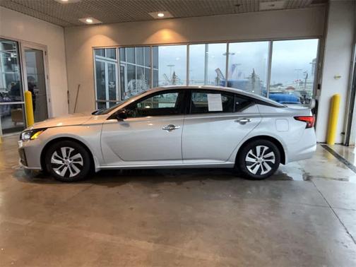 2024 Nissan Altima S FWD