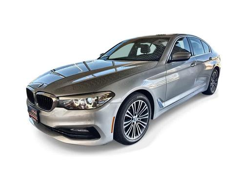 2018 BMW 530 530i