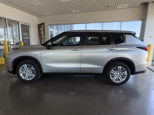 2024 Mitsubishi Outlander ES 2.5 2WD