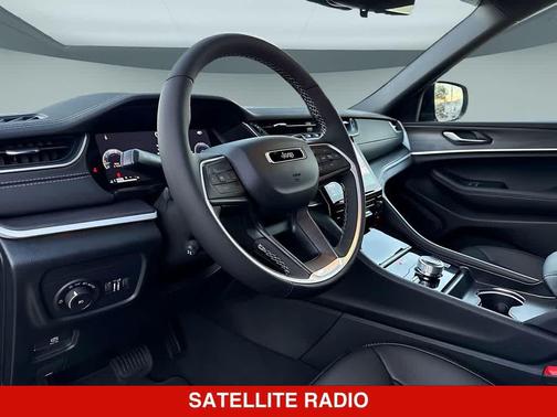 Baltic Gray Metallic Clearcoat 2025 Jeep Grand Cherokee Limited