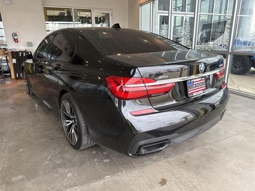 2018 BMW 750 i xDrive