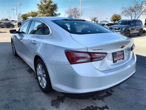 2022 Chevrolet Malibu FWD LT