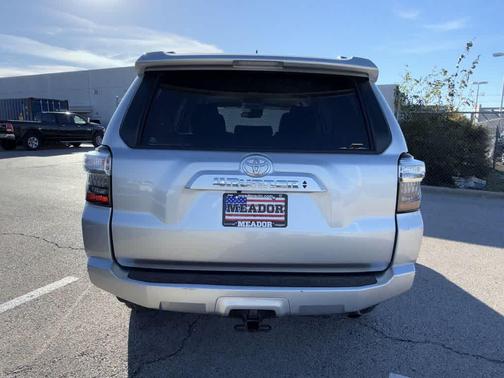 2022 Toyota 4Runner SR5