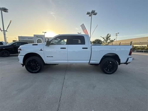 2025 RAM 2500 Lone Star Crew Cab 4x4 6'4' Box