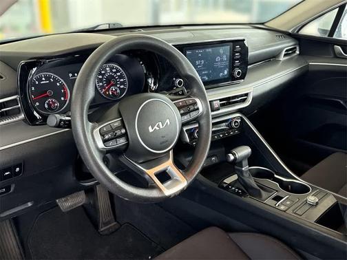 2023 Kia K5 LXS