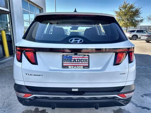 2024 Hyundai TUCSON SE