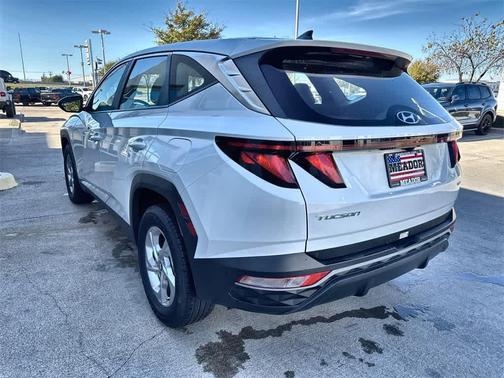 2024 Hyundai TUCSON SE