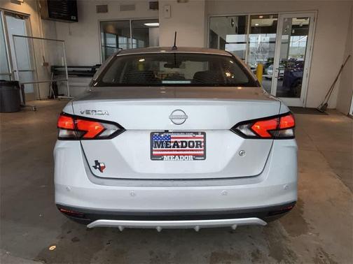 2024 Nissan Versa 1.6 S