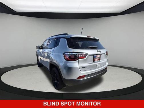Silver Zynith Metallic Clearcoat 2026 Jeep Compass Sport