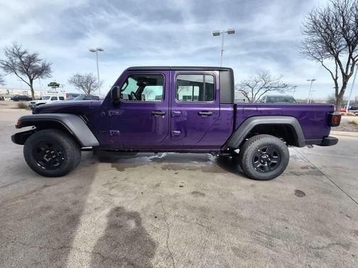 2026 Jeep Gladiator Sport
