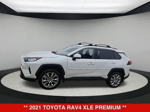 Blizzard Pearl 2021 Toyota RAV4 XLE Premium