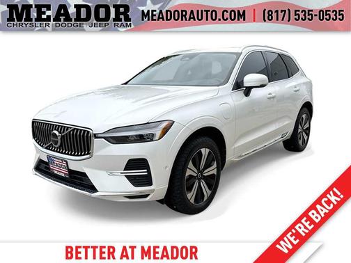 2023 Volvo XC60 Recharge Plug-In Hybrid T8 Plus Bright Theme