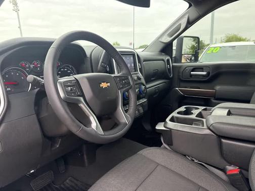 Summit White 2022 Chevrolet Silverado 3500 LT