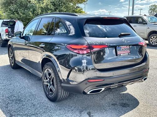 2025 Mercedes-Benz GLC 300 Base