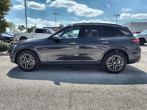 2025 Mercedes-Benz GLC 300 Base