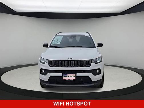 Bright White Clearcoat 2026 Jeep Compass Latitude