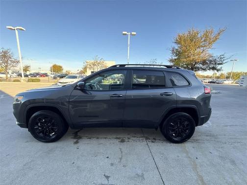 2023 Jeep Cherokee Altitude