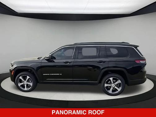 Diamond Black Crystal Pearlcoat 2026 Jeep Grand Cherokee L Limited