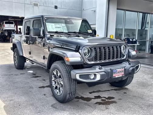 2026 Jeep Gladiator Sahara 4x4