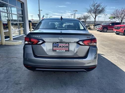 2024 Nissan Versa 1.6 S