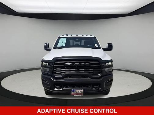 Bright White Clearcoat 2026 RAM 2500 Tradesman Crew Cab 4x4 6'4' Box