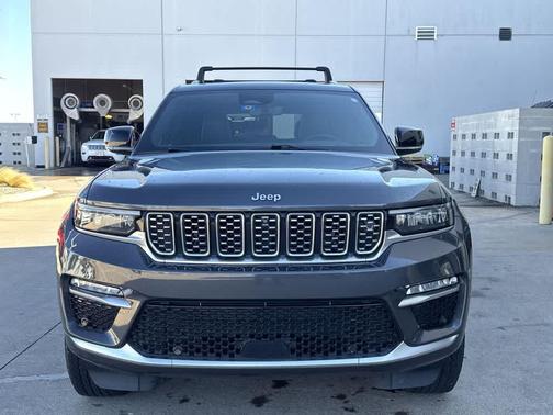 Baltic Gray Metallic Clearcoat 2022 Jeep Grand Cherokee Summit