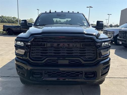 2026 RAM 3500 Lone Star Crew Cab 4x4 6'4' Box