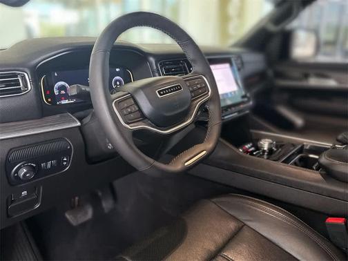 2023 Jeep Wagoneer L Series II 4x4