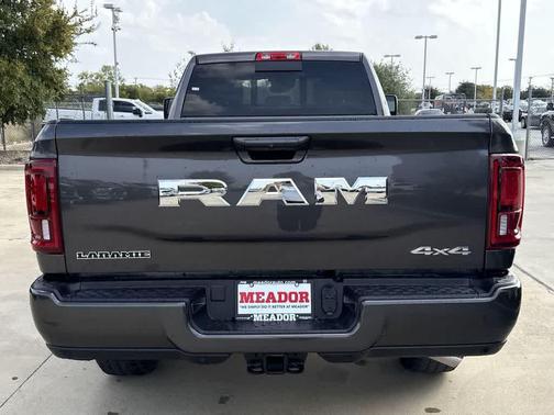 2026 RAM 2500 Laramie Crew Cab 4x4 8' Box