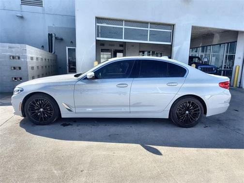 2020 BMW 540 540i