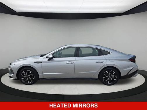 Aero Silver 2025 Hyundai SONATA SEL