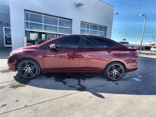2021 Nissan Versa 1.6 SV