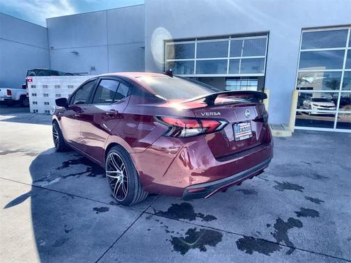 2021 Nissan Versa 1.6 SV