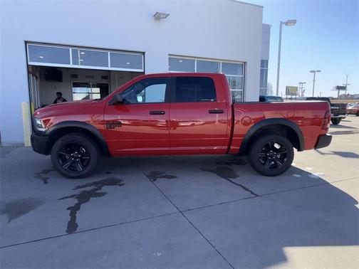 2024 RAM 1500 Classic Warlock Crew Cab 4x4 5'7' Box