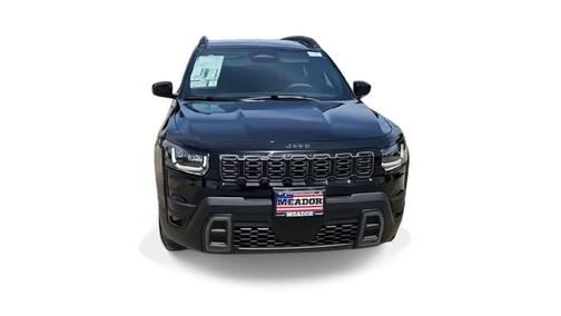 Diamond Black Crystal Pearlcoat 2026 Jeep Cherokee Laredo 4x4