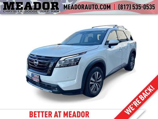 2023 Nissan Pathfinder SL FWD