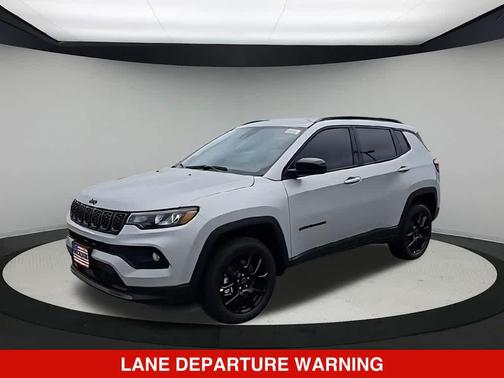 Silver Zynith Metallic Clearcoat 2026 Jeep Compass Latitude