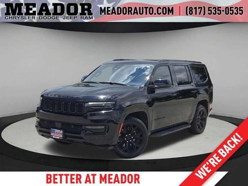 Diamond Black Crystal Pearlcoat 2023 Jeep Wagoneer Series II Carbide 4x2